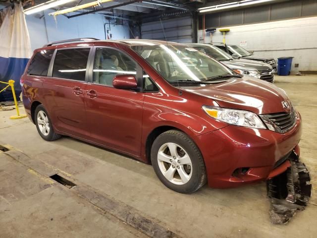 2012 Toyota Sienna LE