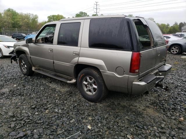 2000 Cadillac Escalade Luxury