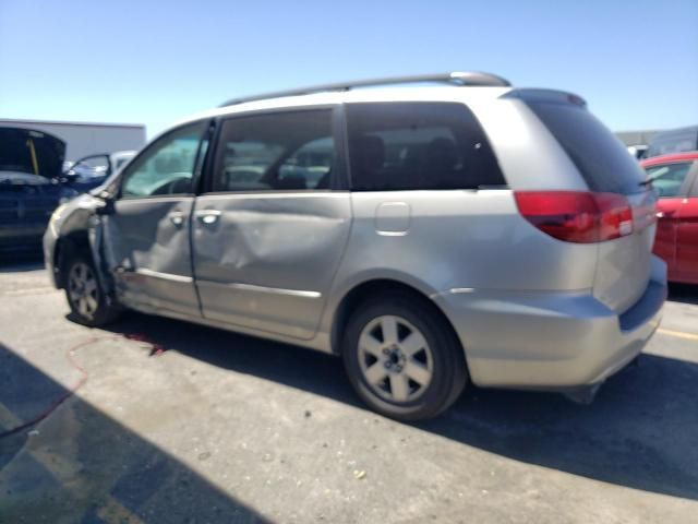 2005 Toyota Sienna CE