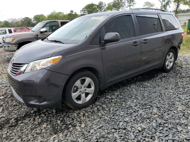 2011 Toyota Sienna LE