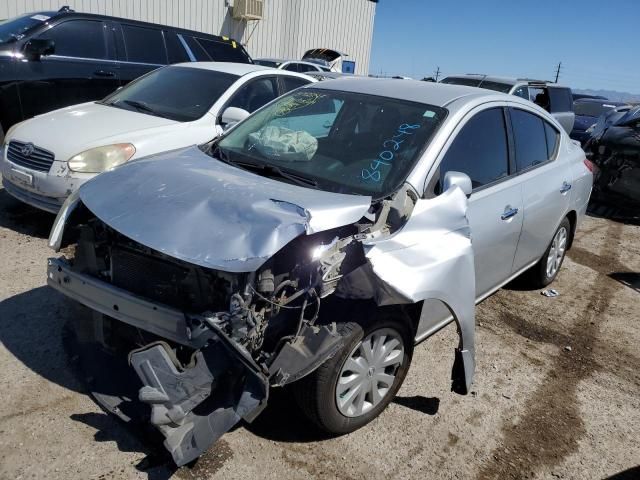 2013 Nissan Versa S