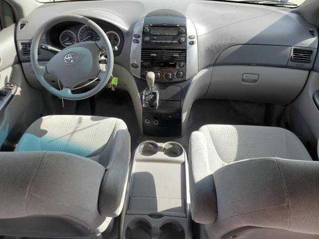 2007 Toyota Sienna CE