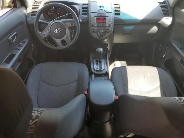 2010 KIA Soul +