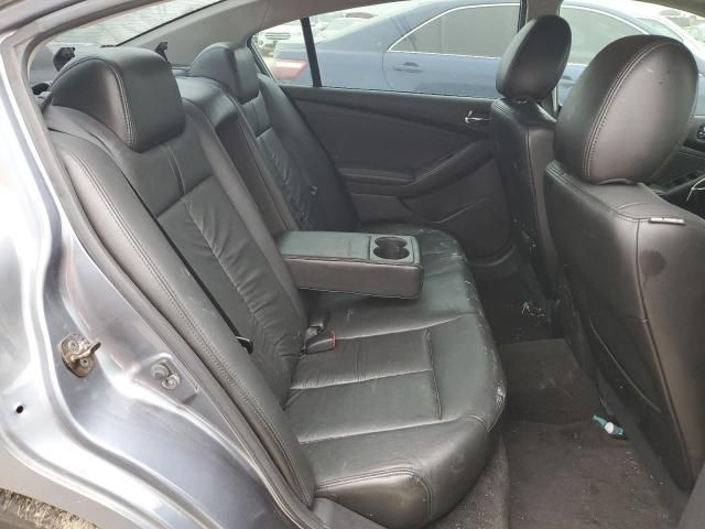 2010 Nissan Altima Base