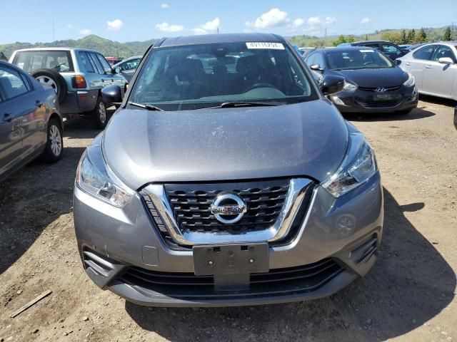 2020 Nissan Kicks S