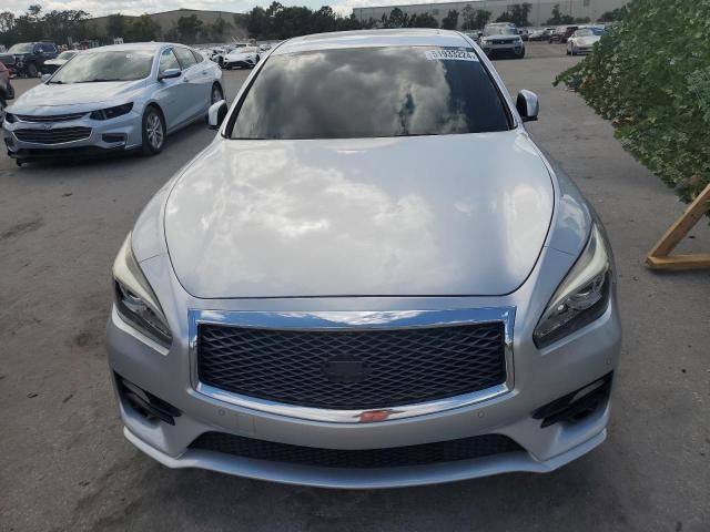 2015 Infiniti Q70 3.7