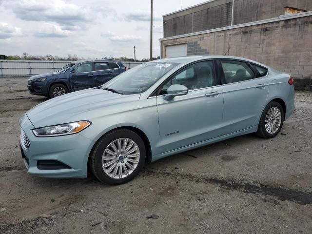 2013 Ford Fusion SE Hybrid