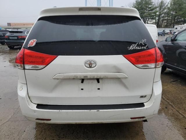 2013 Toyota Sienna XLE