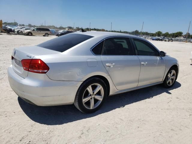 2014 Volkswagen Passat SE