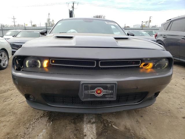 2015 Dodge Challenger SXT Plus