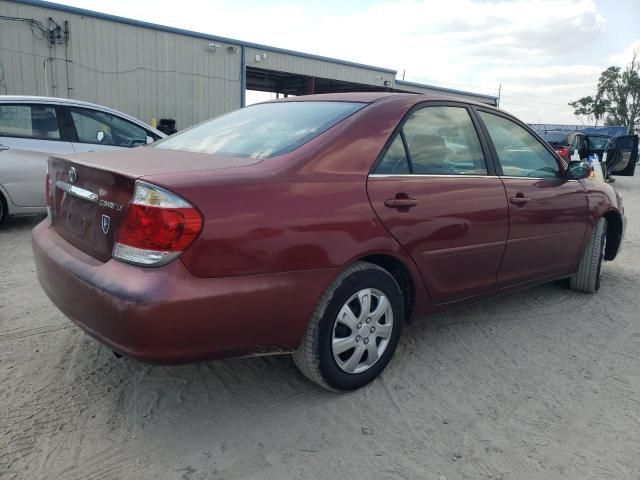 2005 Toyota Camry LE