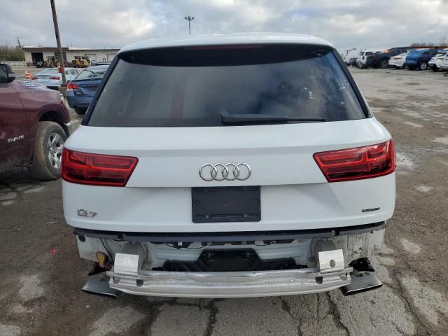 2018 Audi Q7 Premium Plus