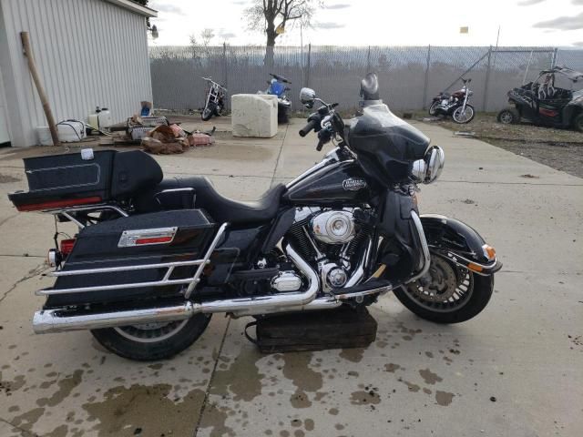 2013 Harley-Davidson Flhtcu Ultra Classic Electra Glide