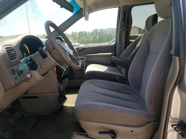 2001 Chrysler Town & Country LX