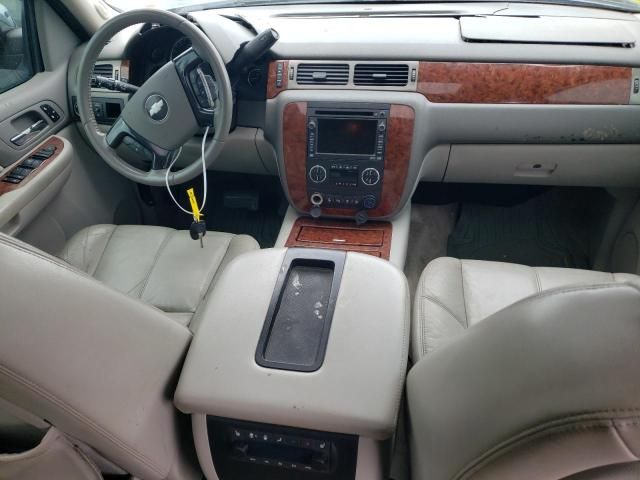 2008 Chevrolet Suburban C1500  LS