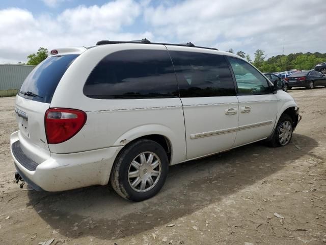 2006 Chrysler Town & Country Touring