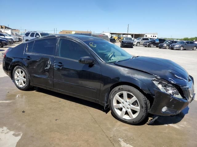 2005 Nissan Maxima SE