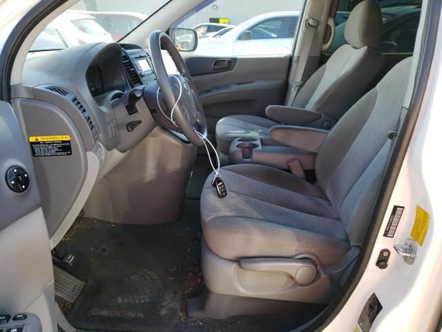 2012 KIA Sedona LX