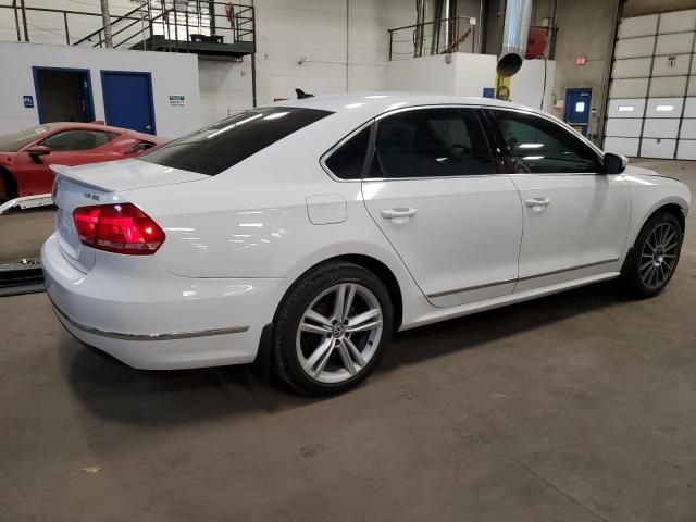 2015 Volkswagen Passat SEL