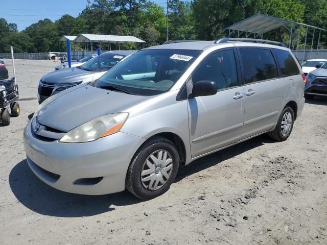 Toyota Sienna 2008