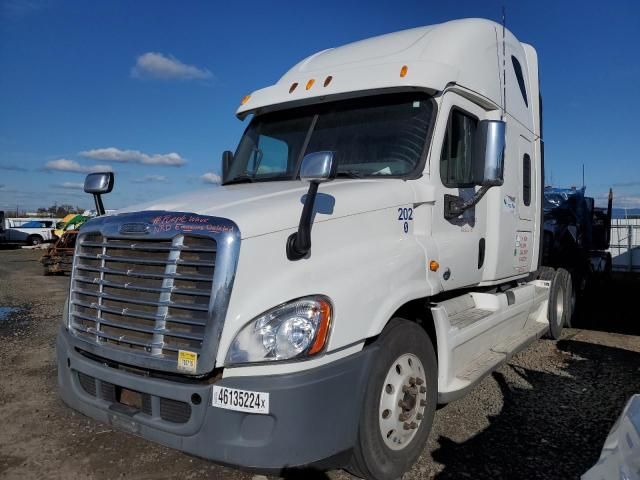 2013 Freightliner Cascadia 125