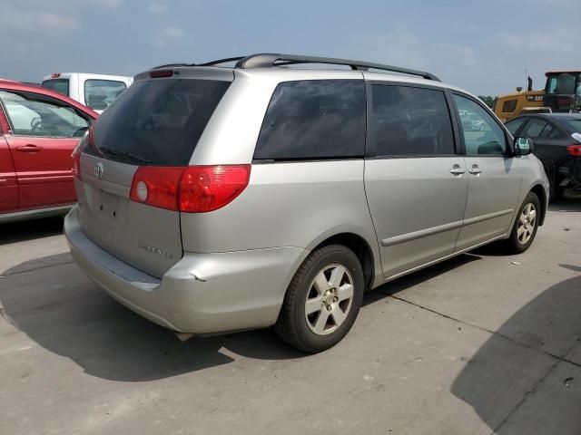 2007 Toyota Sienna CE