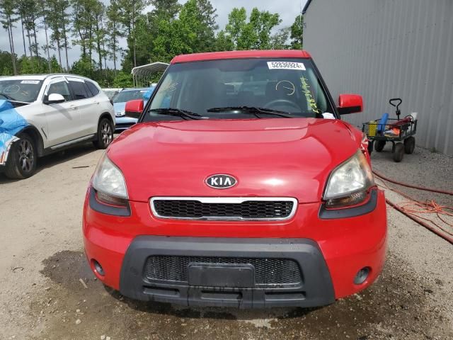 2011 KIA Soul +