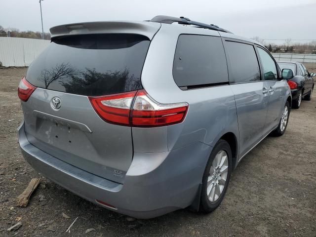 2015 Toyota Sienna XLE