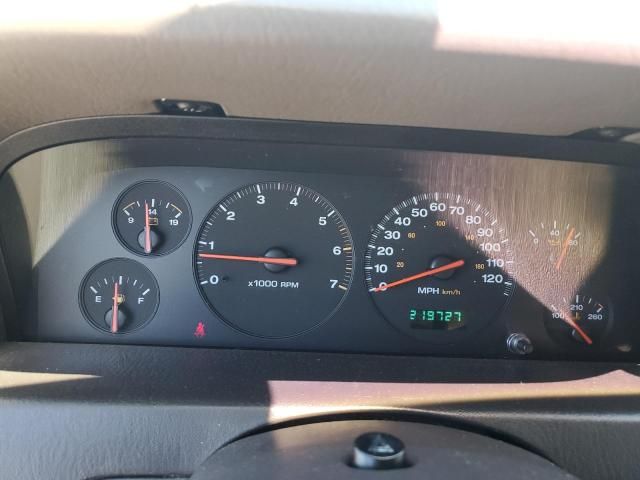 2000 Jeep Grand Cherokee Laredo