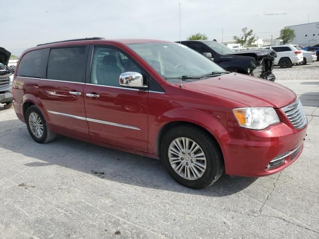 2015 Chrysler Town & Country Touring L