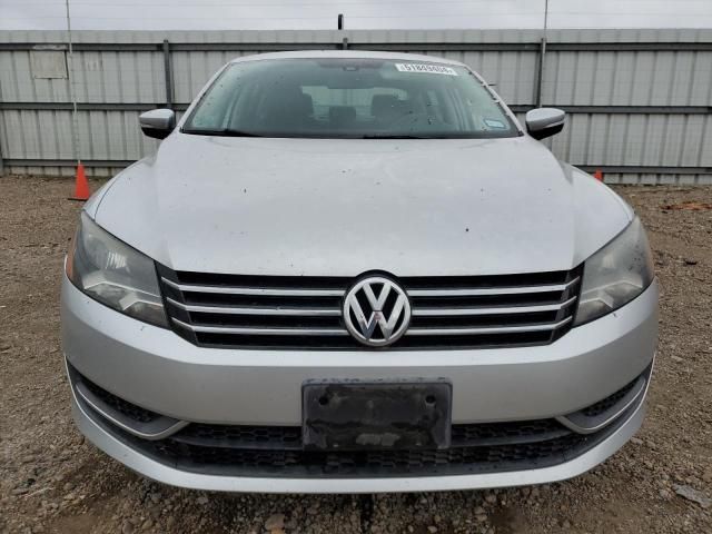 2014 Volkswagen Passat S