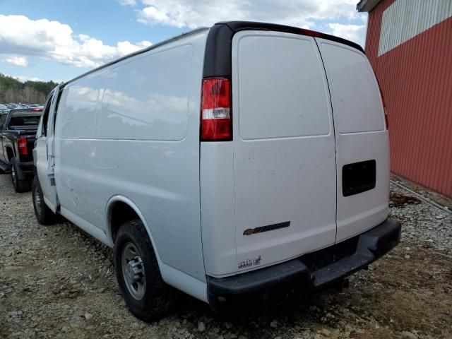 2017 Chevrolet Express G2500