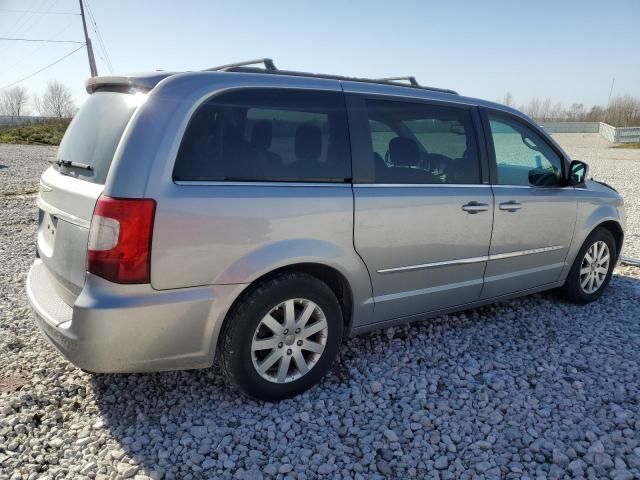 2013 Chrysler Town & Country Touring