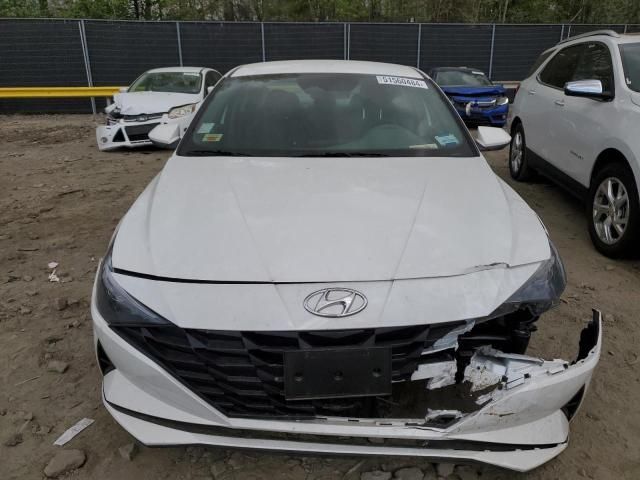 2023 Hyundai Elantra SE