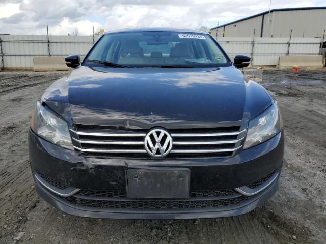 2014 Volkswagen Passat SE