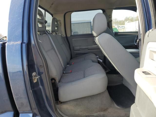 2007 Dodge Dakota Quad SLT