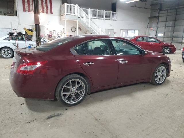 2010 Nissan Maxima S