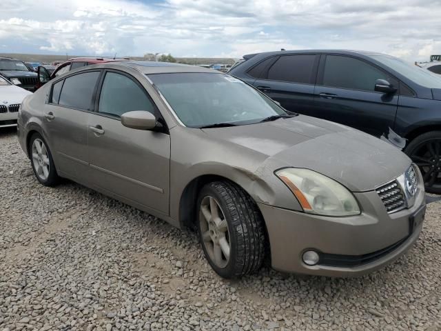 2004 Nissan Maxima SE