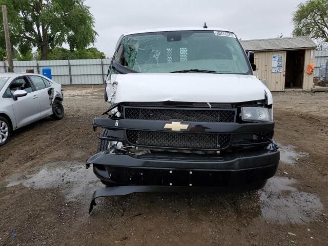 2021 Chevrolet Express G2500