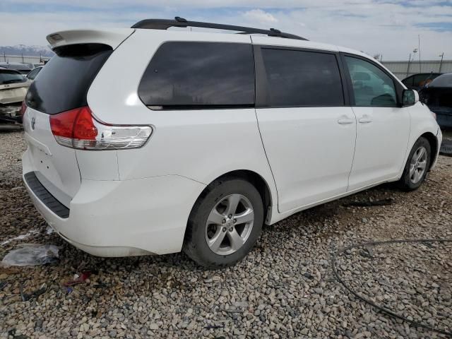 2012 Toyota Sienna LE