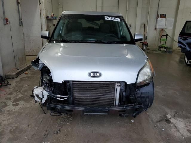 2011 KIA Soul +