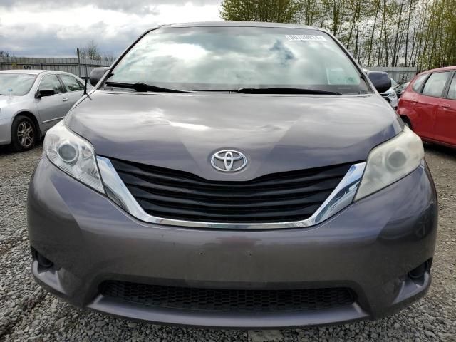 2011 Toyota Sienna LE