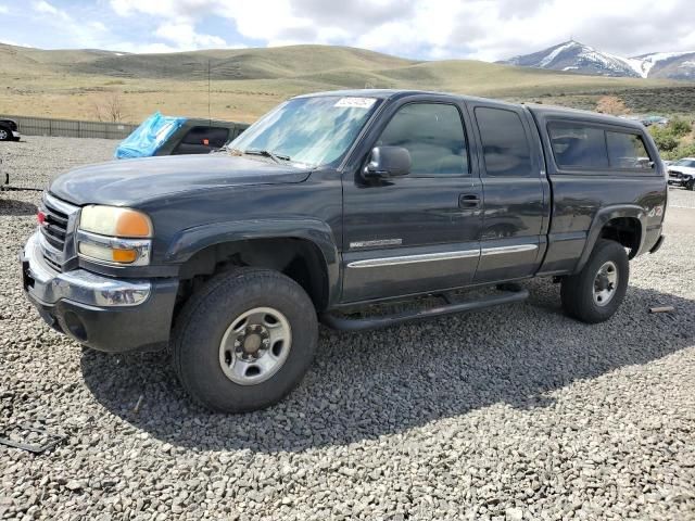 2004 GMC Sierra K2500 Heavy Duty