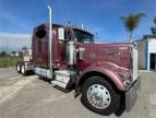 2000 Kenworth Construction W900