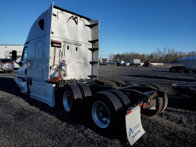 2018 Freightliner Cascadia 1