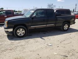 Buy Salvage Trucks For Sale now at auction: 2004 Chevrolet Silverado K1500