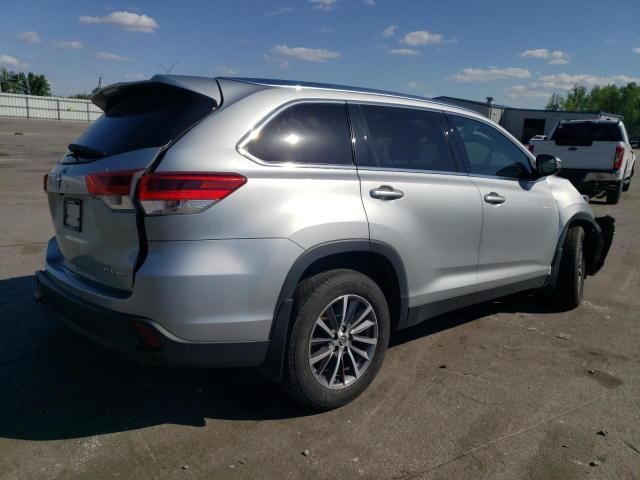 2019 Toyota Highlander SE