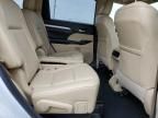 2017 Toyota Highlander SE