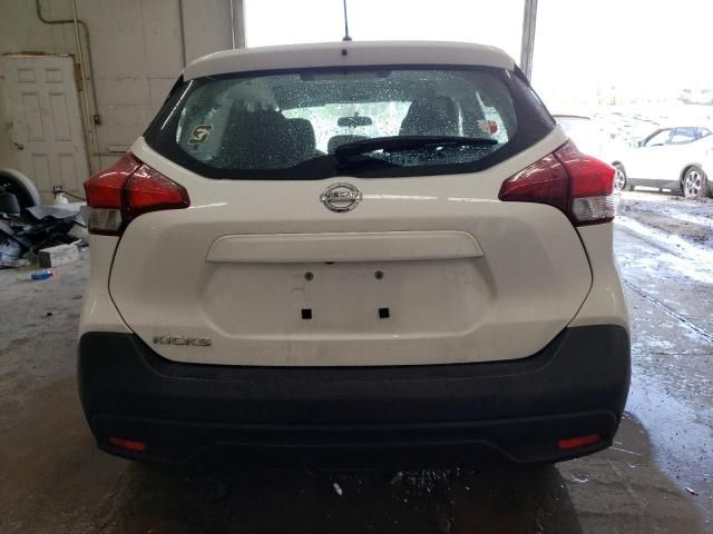 2019 Nissan Kicks S