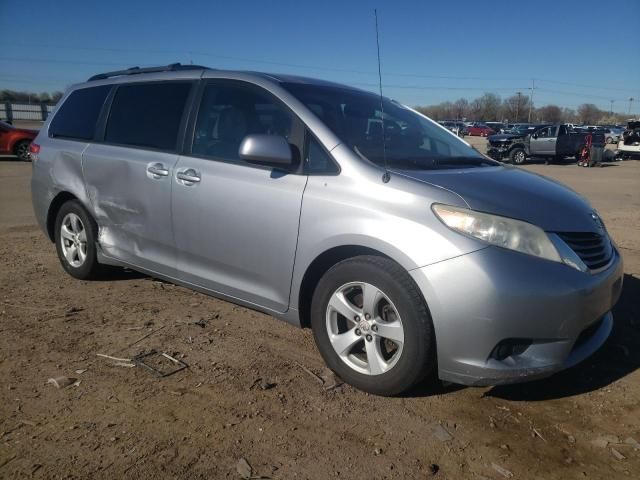 2012 Toyota Sienna LE